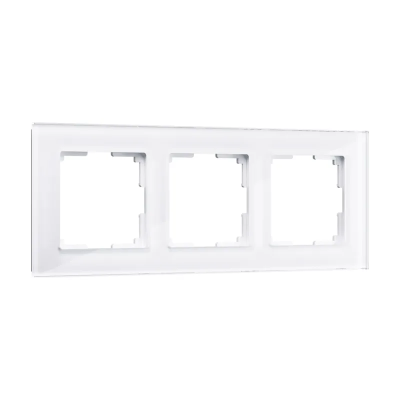 Рамка Werkel W0031101/ Рамка на 3 поста Favorit (белый,стекло)