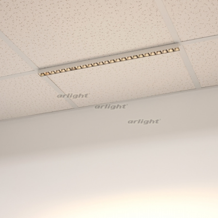 Потолочный светильник STARLINE 031570