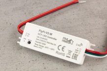 Fly-Fi Диммер/Контроллер V2-M - 2CH*2.5A 12–24В DC, Dual Color Mini Controller, RF, пластик, гарантия 5 лет FF-D-V2-M