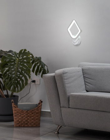 Бра Square 10220/1LED 18W