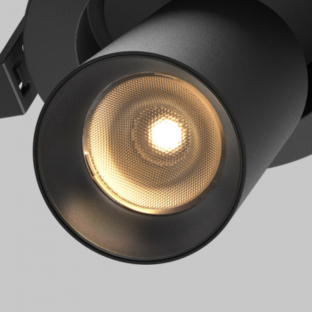 Точечный светильник Focus Led C071CL-7W2.7K-B